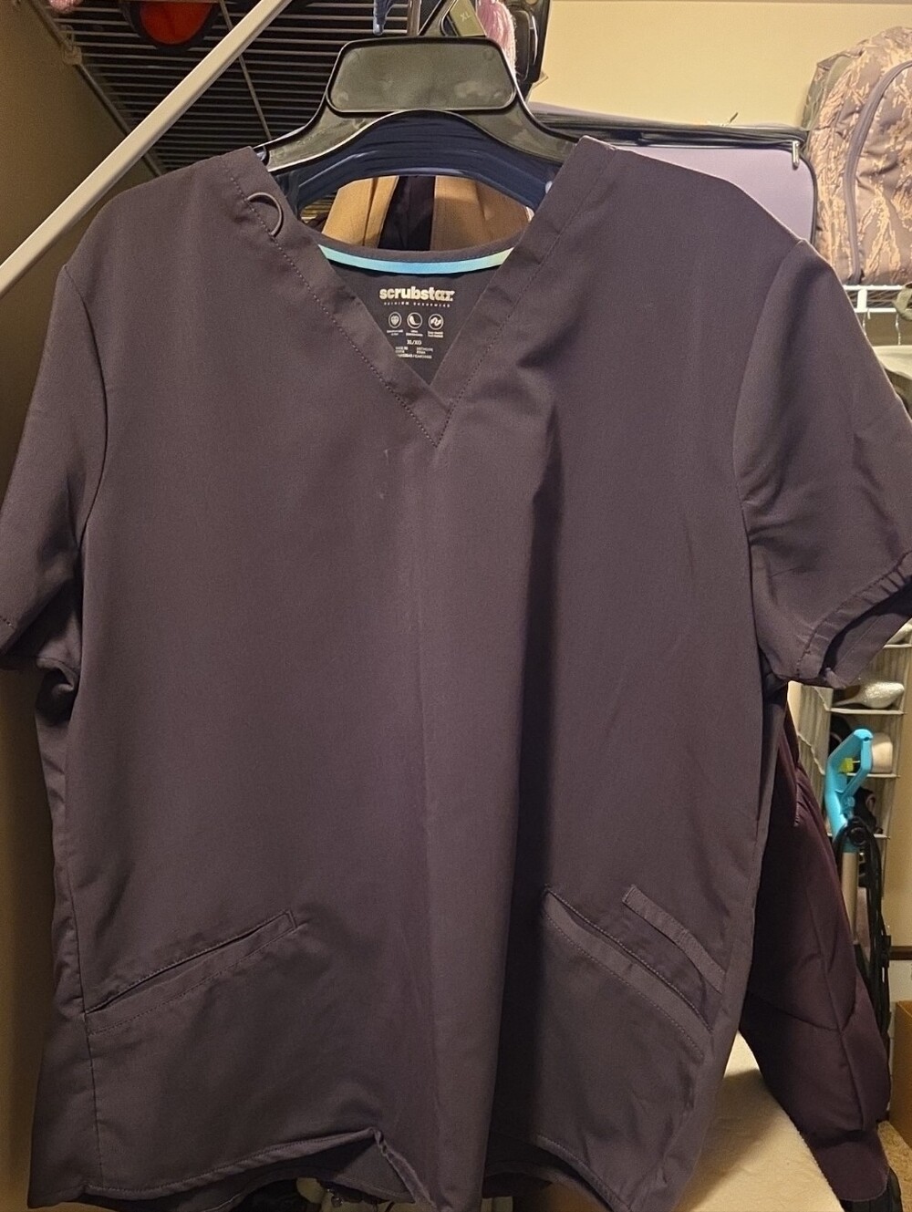 Scrubstar Men's V-Neck Scrub Top in Plum